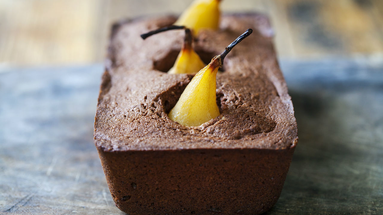 Chocolate Pear & Sponge Cake