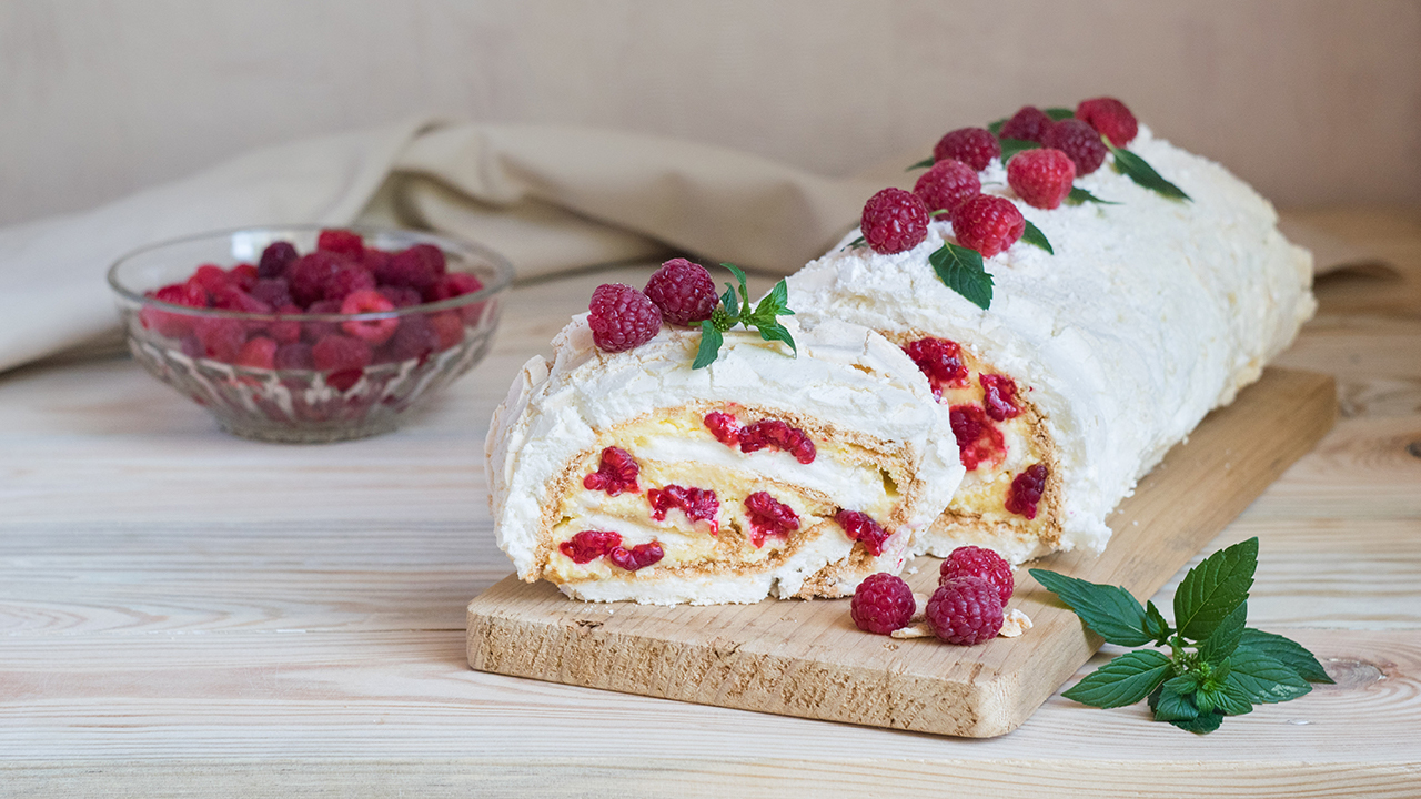 Rhubarb Meringue Roulade