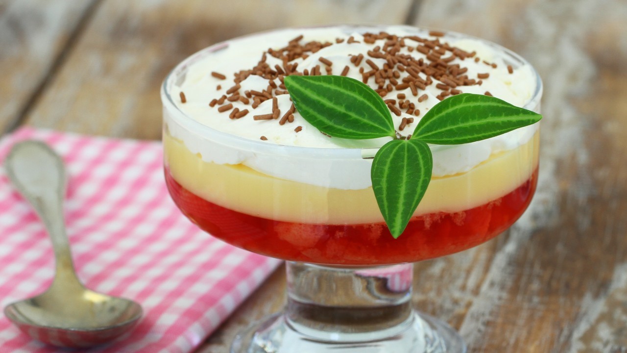 Traditional Sherry Trifle