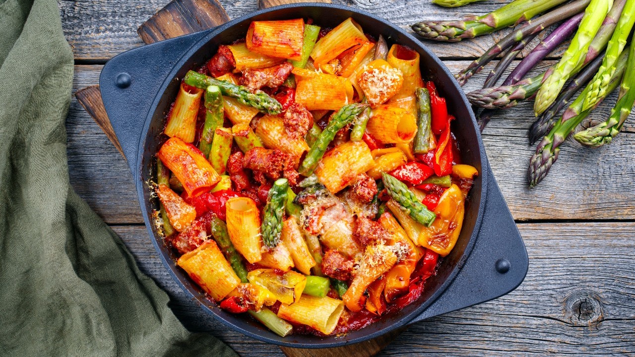 Paccheri With Salsiccia, Finocchio and Pistacchio