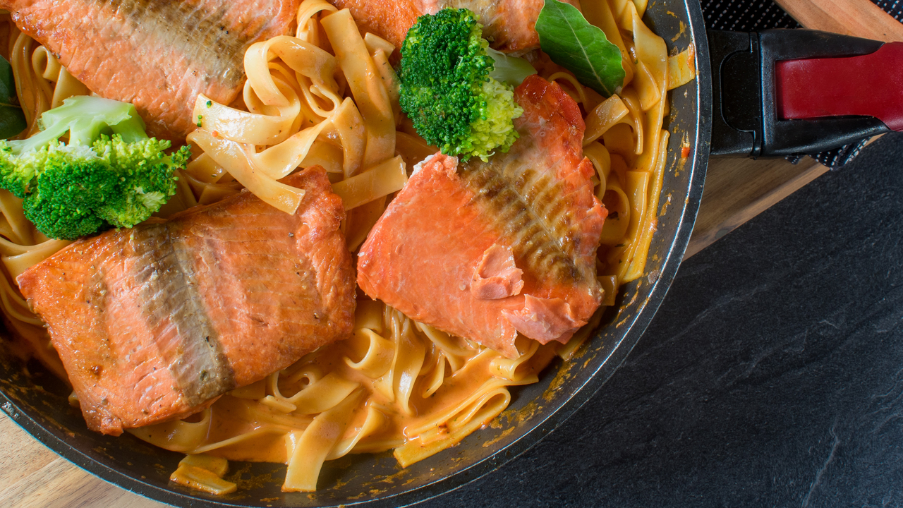 One Pan Salmon Pasta