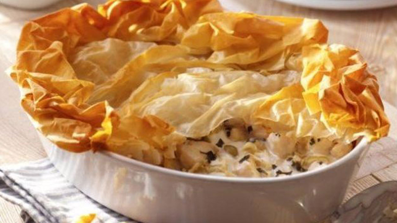 Chicken and filo pie