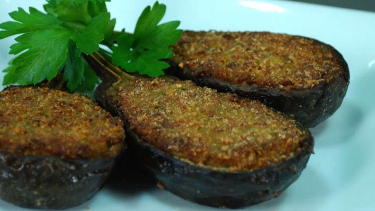 Oven baked stuffed aubergines