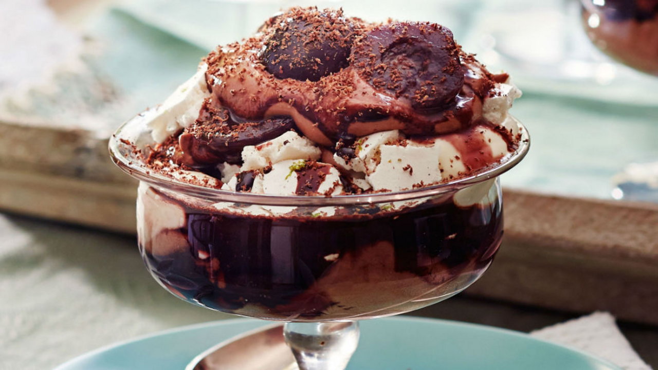 Easter Egg Eaton Mess